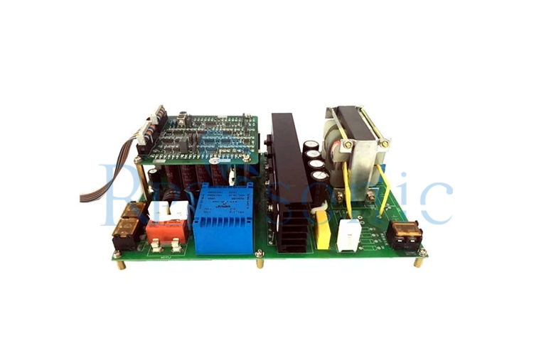 Ultrazvukov&yacute; gener&aacute;tor frekvence PCB gener&aacute;tor