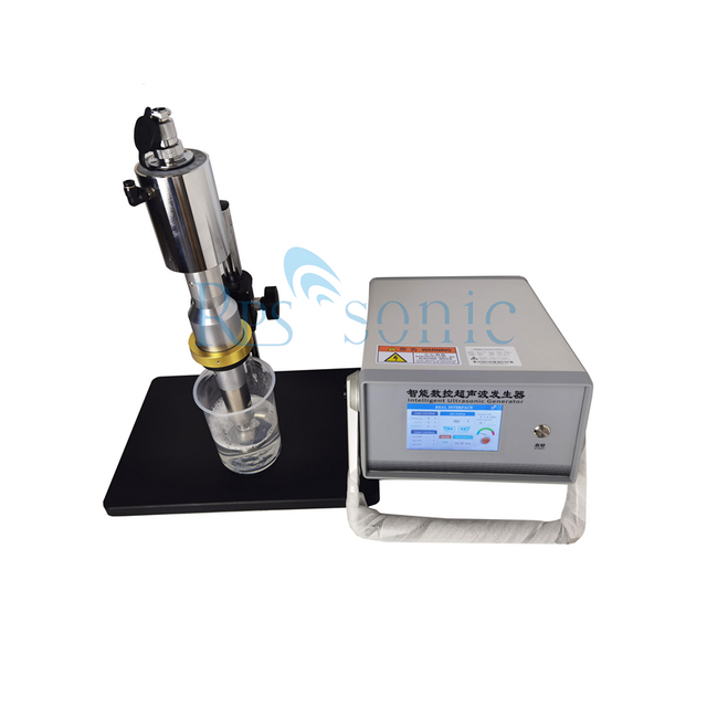 Syst&egrave;me d'&eacute;mulsification par ultrasons pour le traitement des liquides par ultrasons