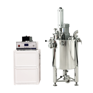 Kombinierter Ultraschallhomogenisator mit Tank und Reaktor zur Emulgierung und Dispergierung