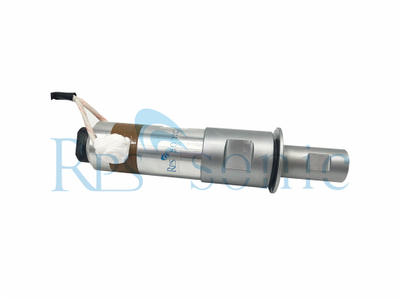 Traductor cu ultrasunete 20KHZ 1500W pentru mașină de sudat plastic